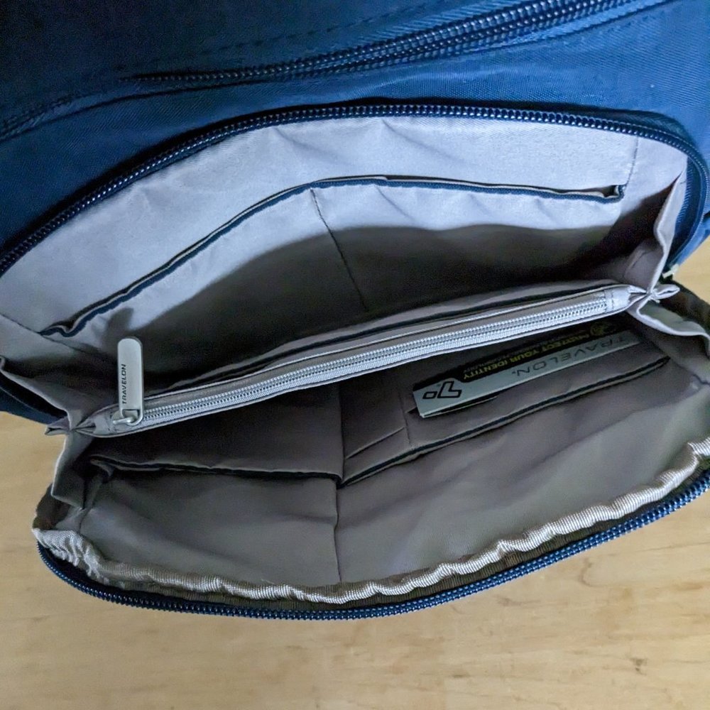Travelon Navy Bag - Picture 3 of 7